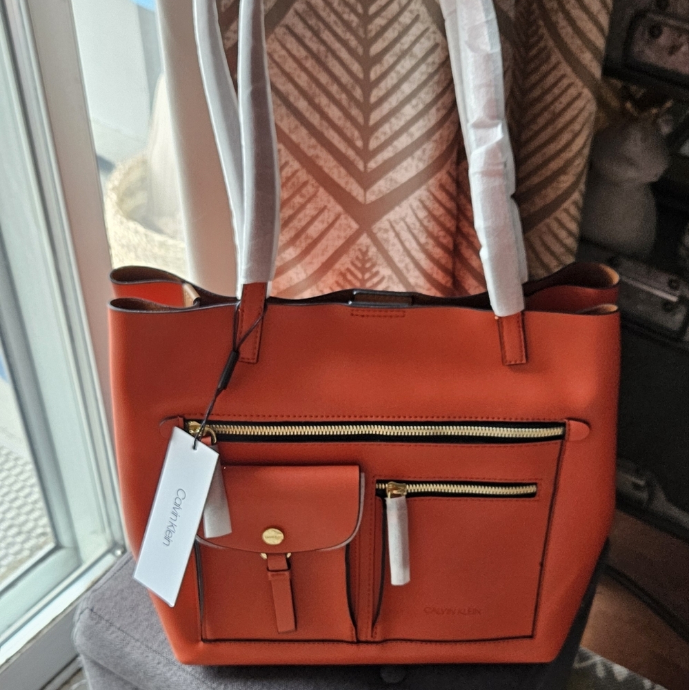 NWT Calvin Klein Rossa tote in burnt orange